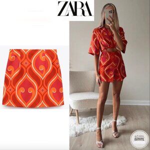 NWT ZARA GEOMETRIC PRINT SKORT Red Orange